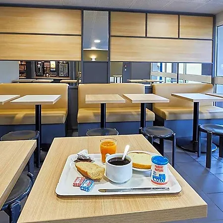 B&B Hotel Cherbourg מלון 2*