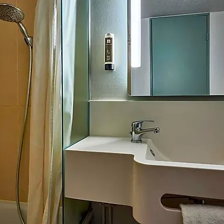 מלון B&B Hotel Cherbourg